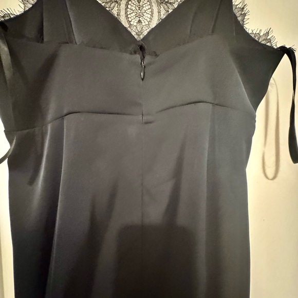 Sachin & Babi Black Satin Slip Dress w/ Lace Trim — Size 6 - Picture 8 of 10